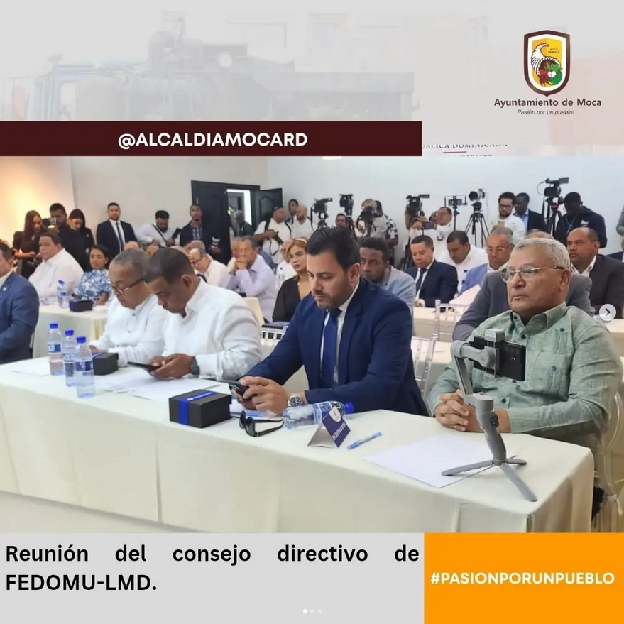 Hoy el alcalde de Moca Guarocuya Cabral formó parte del encuentro donde se produjo una importante reunión del consejo directivo de FEDOMU-LMD!!