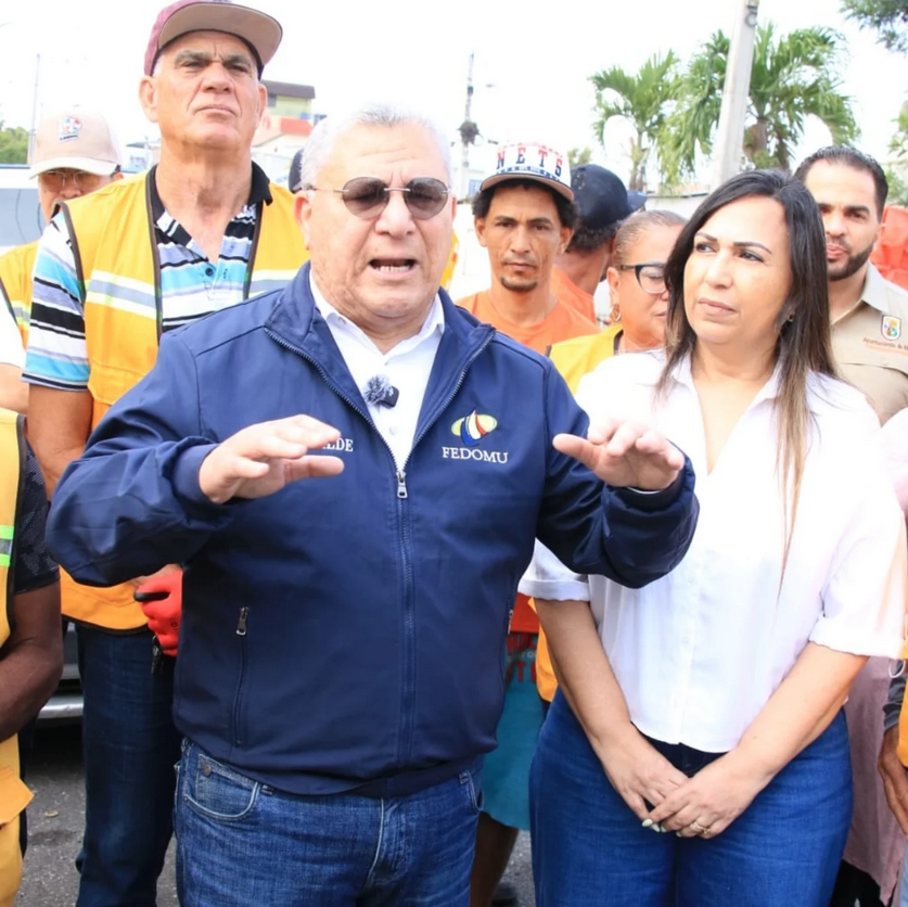 Alcaldía de Moca interviene los sectores José Horacio Rodríguez y Quijá Quieta con operativo “Barrio Limpio”